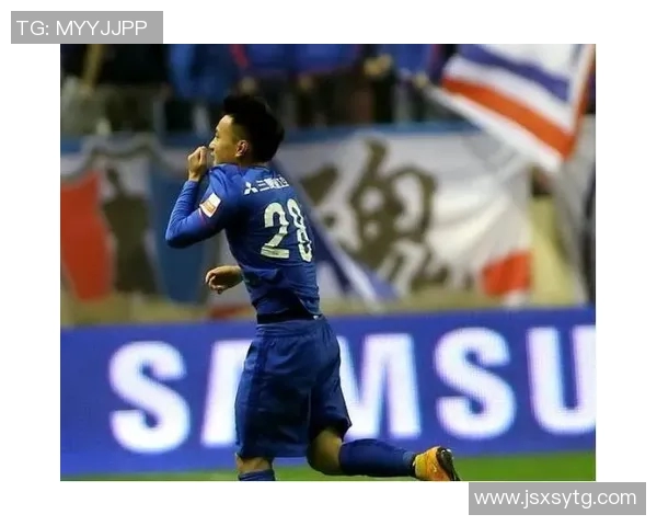 中国足球明星醉驾事件引发社会热议呼吁加强运动员道德教育与法律意识