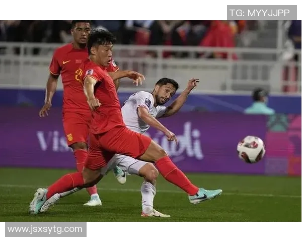 国足直播卡塔尔赛事精彩瞬间回顾与分析全方位解读球队表现与战术安排